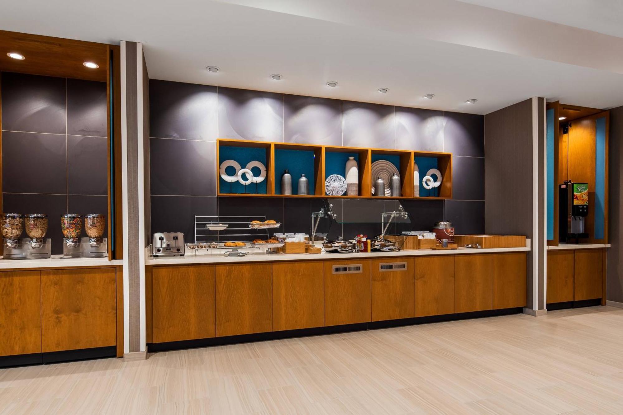 Springhill Suites By Marriott Chambersburg Buitenkant foto